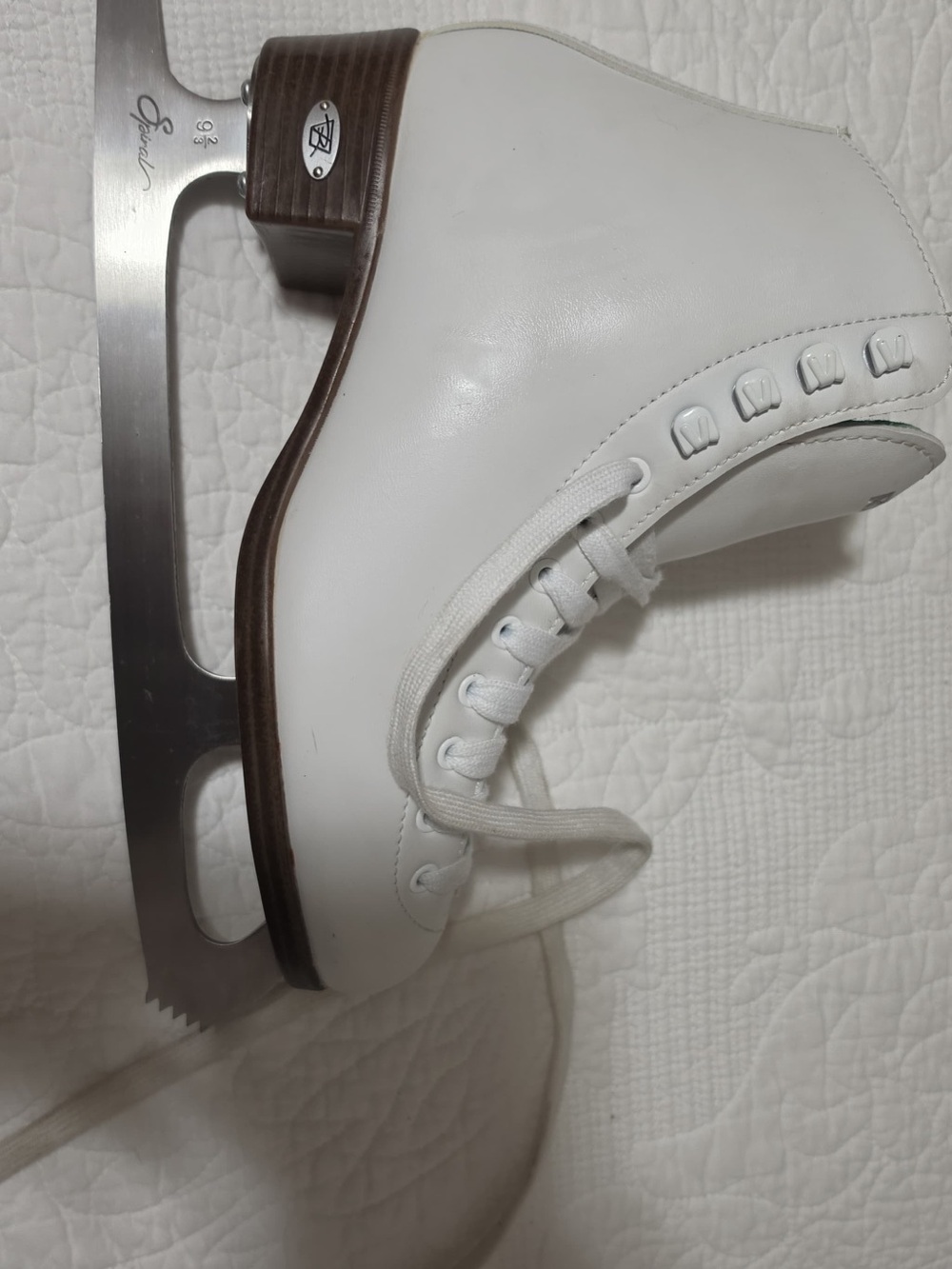 White Figure Ice Skate with skate protector